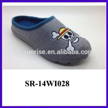 Durável senhora inverno sentiu chinelo novo design